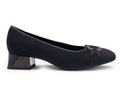 Ara 12-20430-02 Navy pump with tonal decorative buckle, against a white background