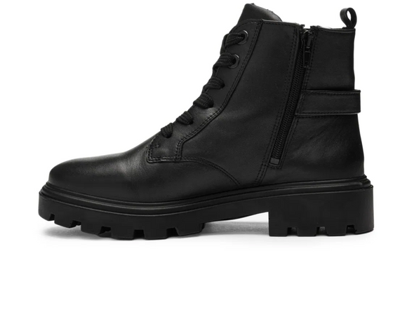 Ara 12-59114-01 Manchester - Black leather laced ankle boot with an inner zip on a white background.