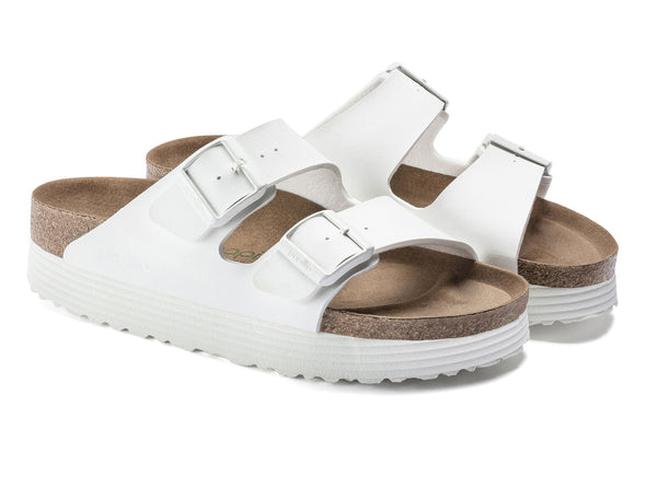 Birkenstock Arizona Grooved 1018581 Standard in White upper view