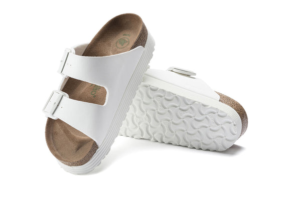 Birkenstock Arizona Grooved 1018581 Standard in White sole view