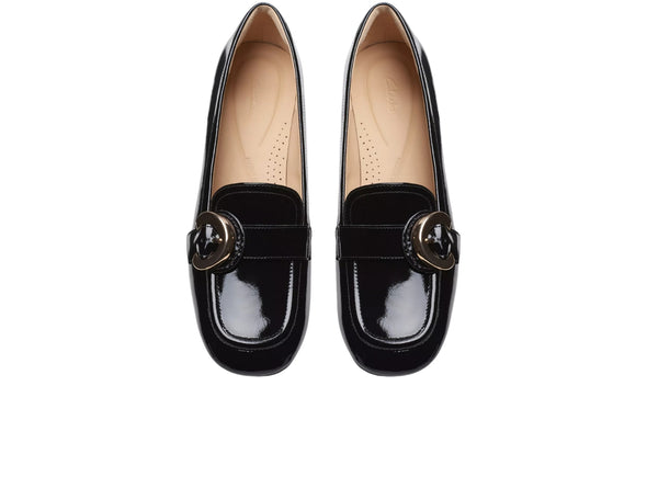 Clarks Daiss 30 Trim in Black Patent top view
