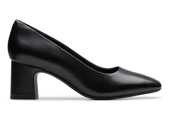 Clarks Fernie Court - Black Leather outer
