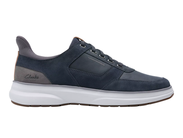 Clarks Mullan Easy - Navy sneaker with grey accents against a white background.