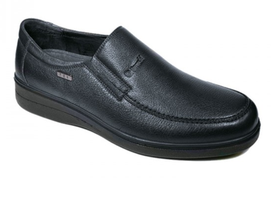 G-Comfort A-905 - Black slip on shoe in upper view
