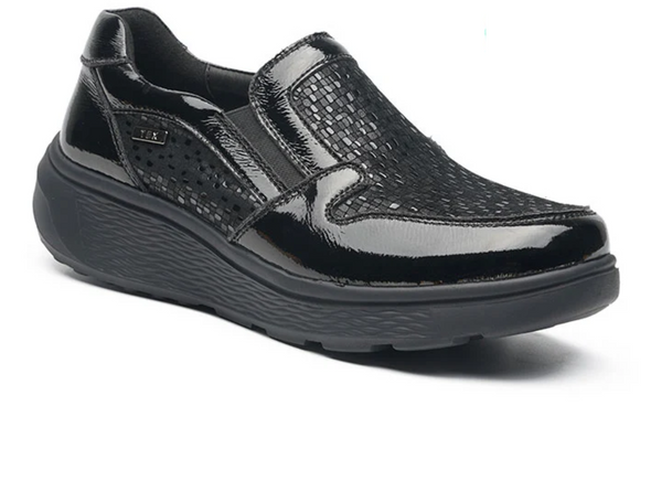G-Comfort S-2723SF - Black patent slip-on shoe on a white background upper view