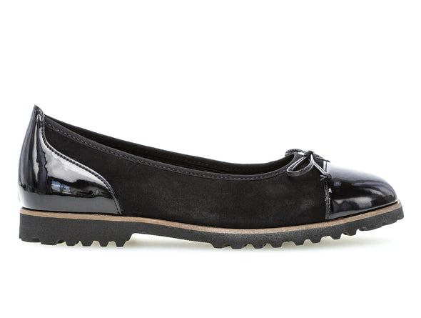 Gabor 04.100.37 in Black outer view