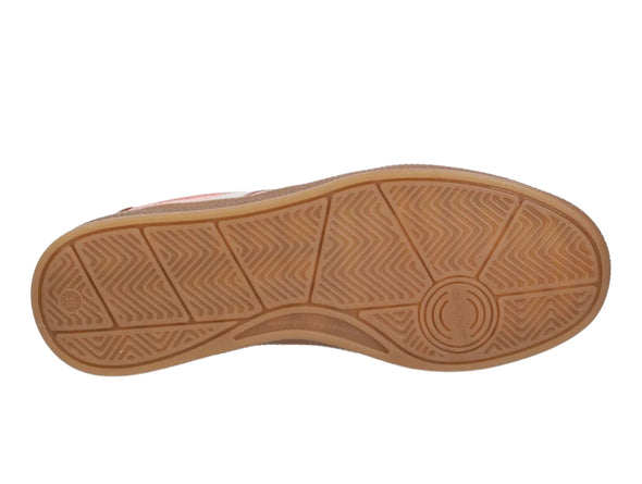 Gant Cuzima 30538975 G521 in Red Apricot. Laced retro sneaker with a gum sole, leather and suede, sole view.