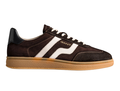 Gant Cuzmo 871633011 - Deep Brown suede sneaker with white stripes and laces, rubber sole on a white background. 