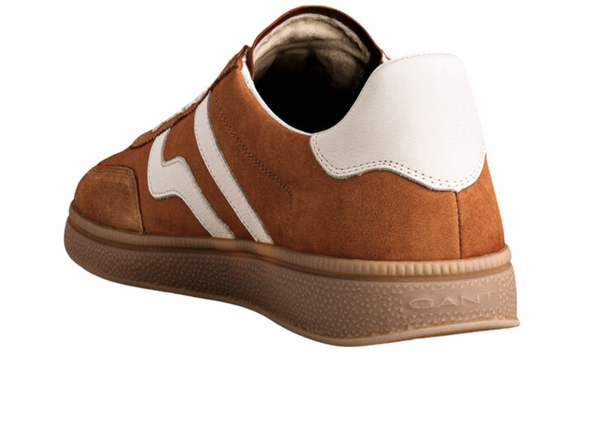 Gant Cuzmo 871633011 - Rust, laced sneaker with white accents on a white background back view