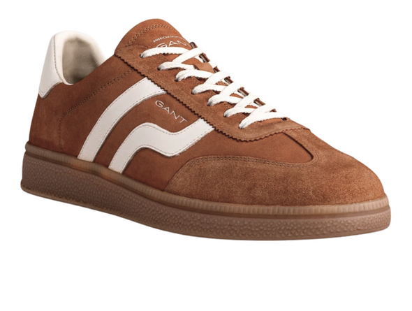 Gant Cuzmo 871633011 - Rust, laced sneaker with white accents on a white background upper view