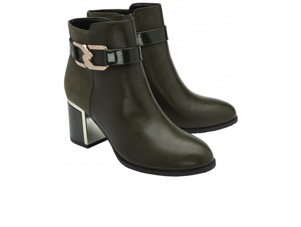 Lotus Adelaide  ULB417 - Brown