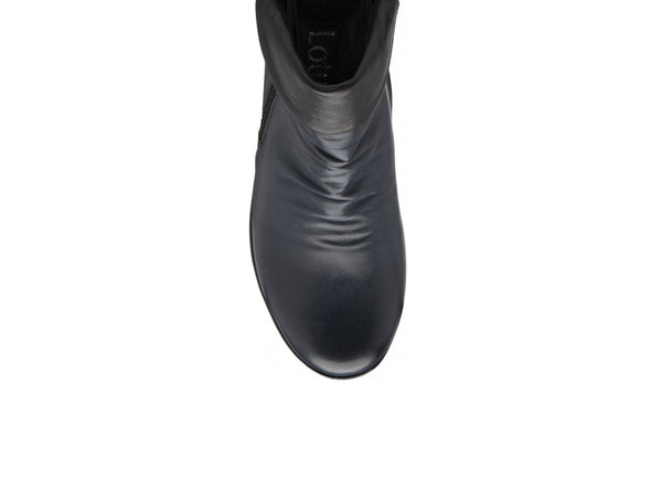 Lotus Cordelia ULB299 - Navy top view