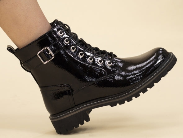Lunar Parlour GLW030  - Black model 1 view
