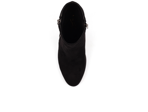 Lunar Switch GLR105 - Black zipped ankle boot top view against a white background