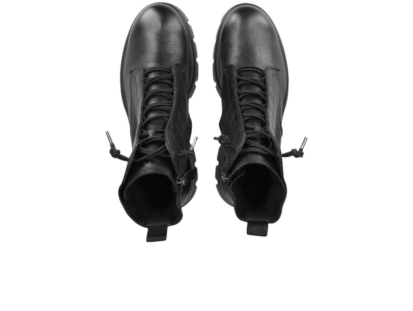 Paul Green 8216-048 - Black leather boots top view white background