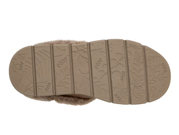 Skechers 114762 Bobs Keepsakes Lite - Cozy Blend full shoe slipper in Taupe. Faux fur lining and trim on a white background sole view