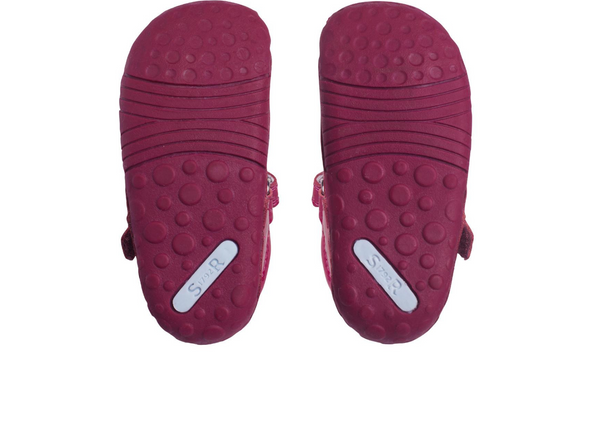 Startrite Tumble 0761-8 - Cherry Red baby shoe in red patent leather with a Velcro strap and star cut out detail on a white background sole view