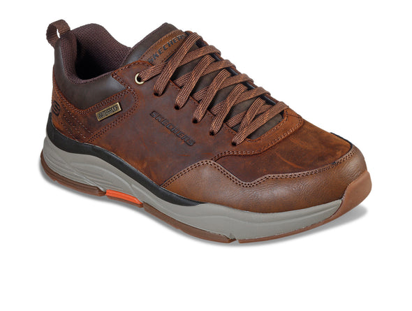 Skechers Relaxed Fit: Benago - Hombre 210021 in Brown Side view