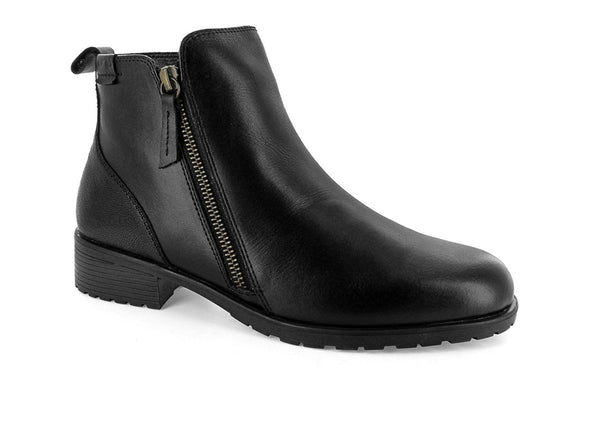 Strive Sandringham in Black upper view